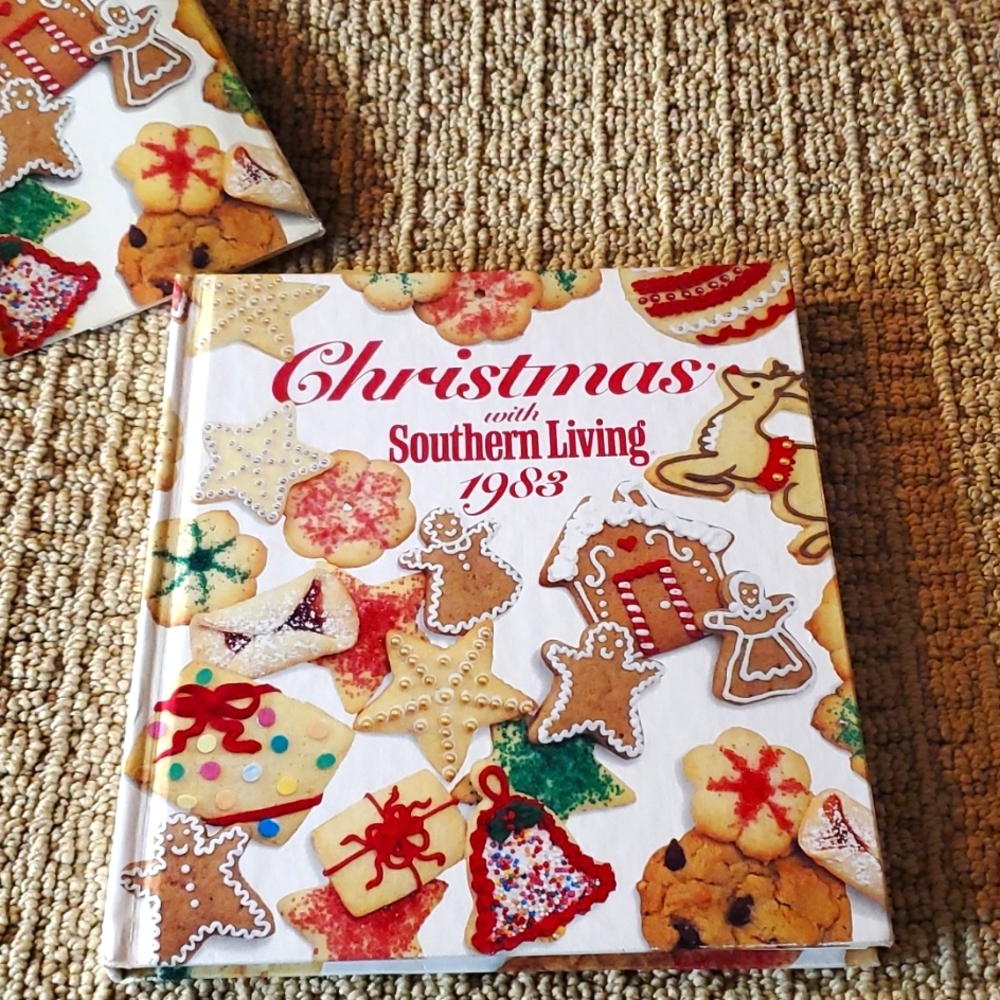 Vintage 1983 Christmas With Southern Living OLD Hardcover Book, with dust jacket